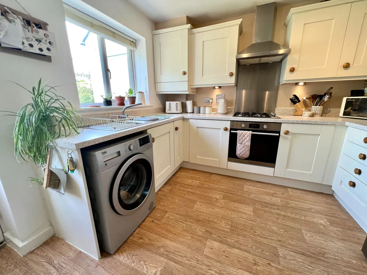 Borlase Crescent, St Austell, PL25, photo 6