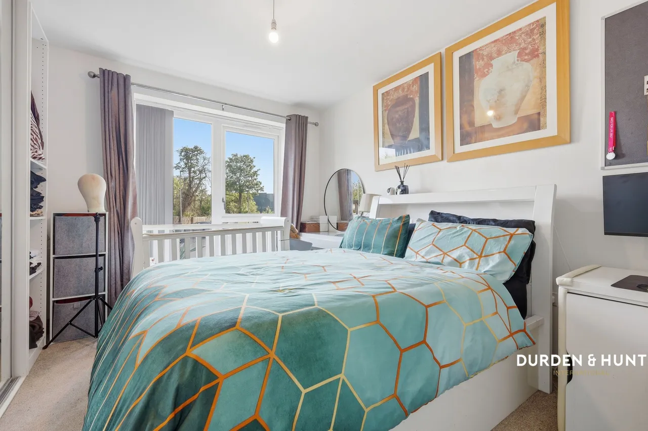 St. Clements Avenue, Harold Wood, RM3, photo 9