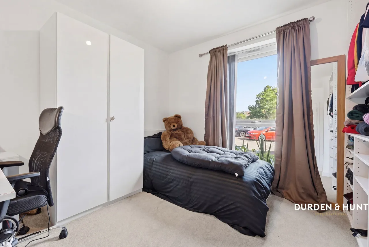 St. Clements Avenue, Harold Wood, RM3, photo 12