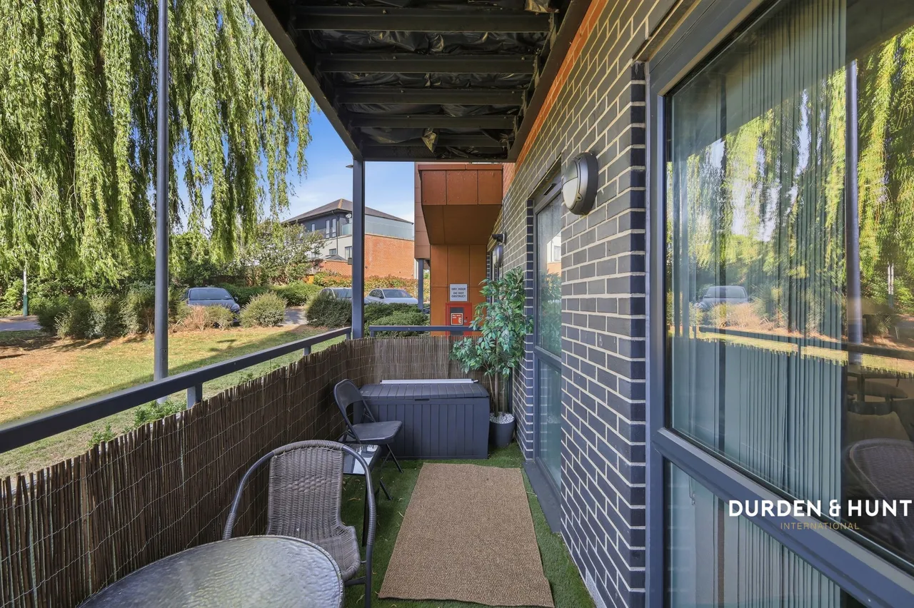 St. Clements Avenue, Harold Wood, RM3, photo 6
