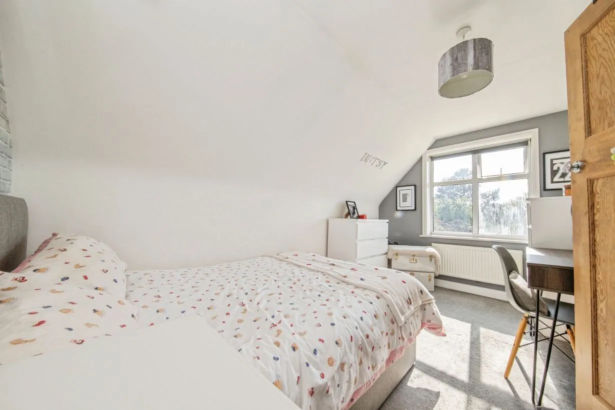 Willow Avenue, Kirby Cross, CO13, photo 11