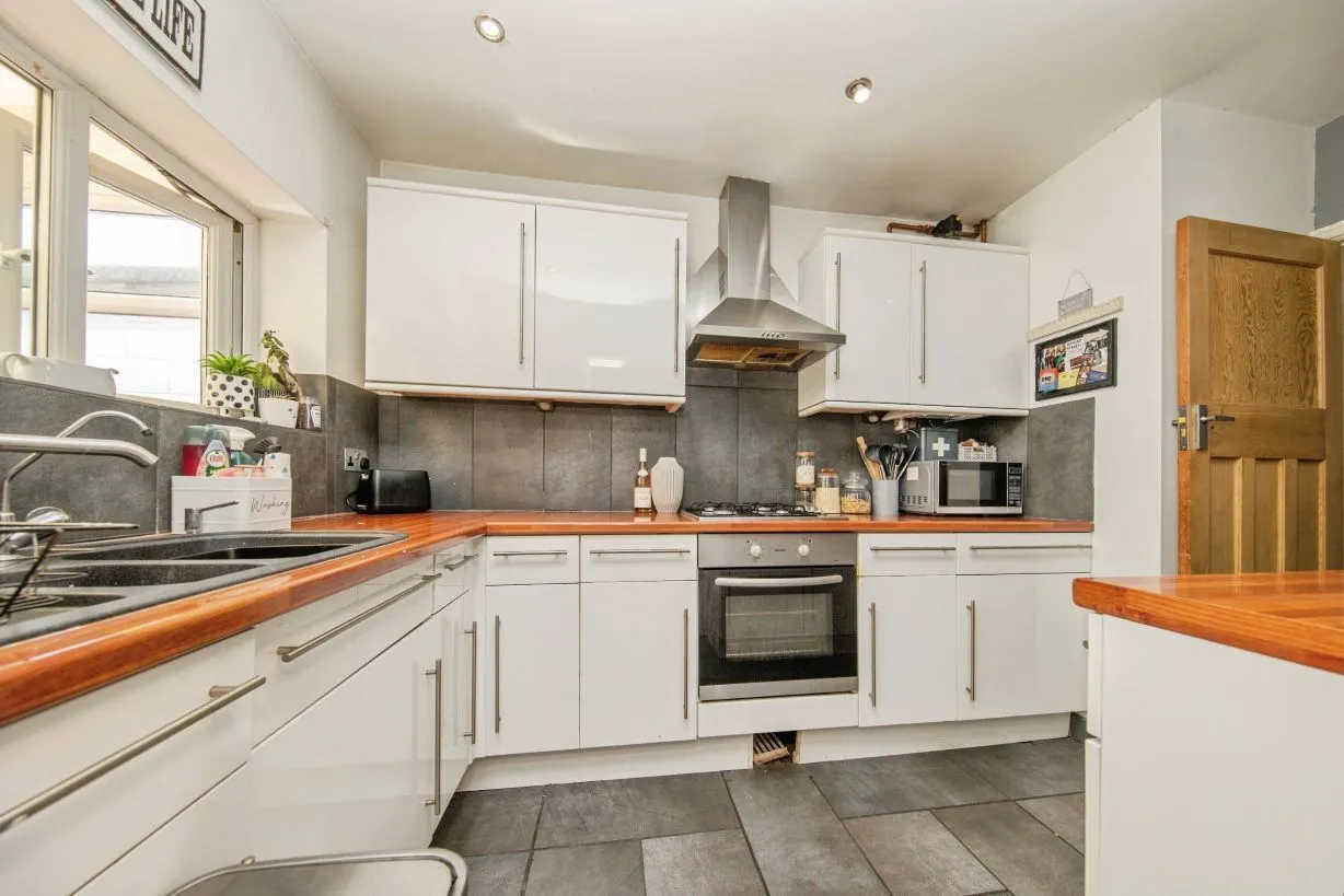 Willow Avenue, Kirby Cross, CO13, photo 6
