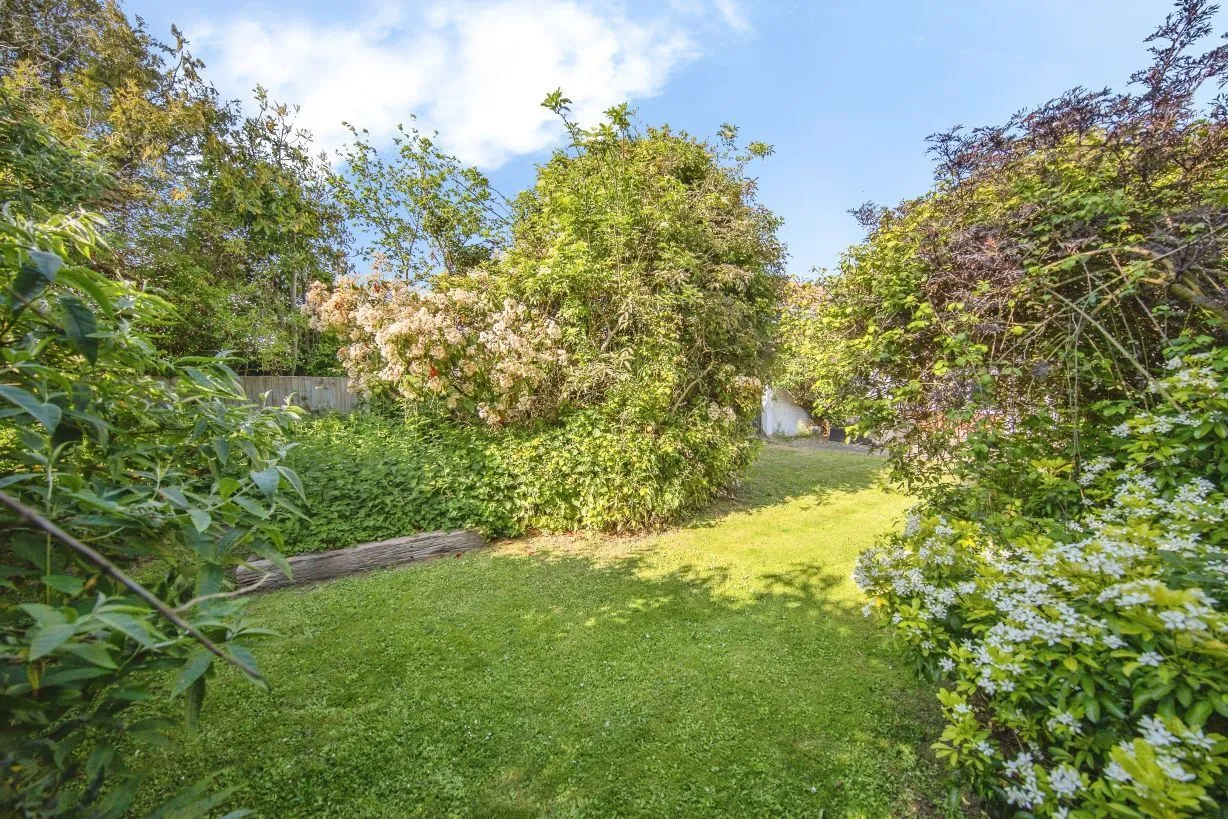 Willow Avenue, Kirby Cross, CO13, photo 17