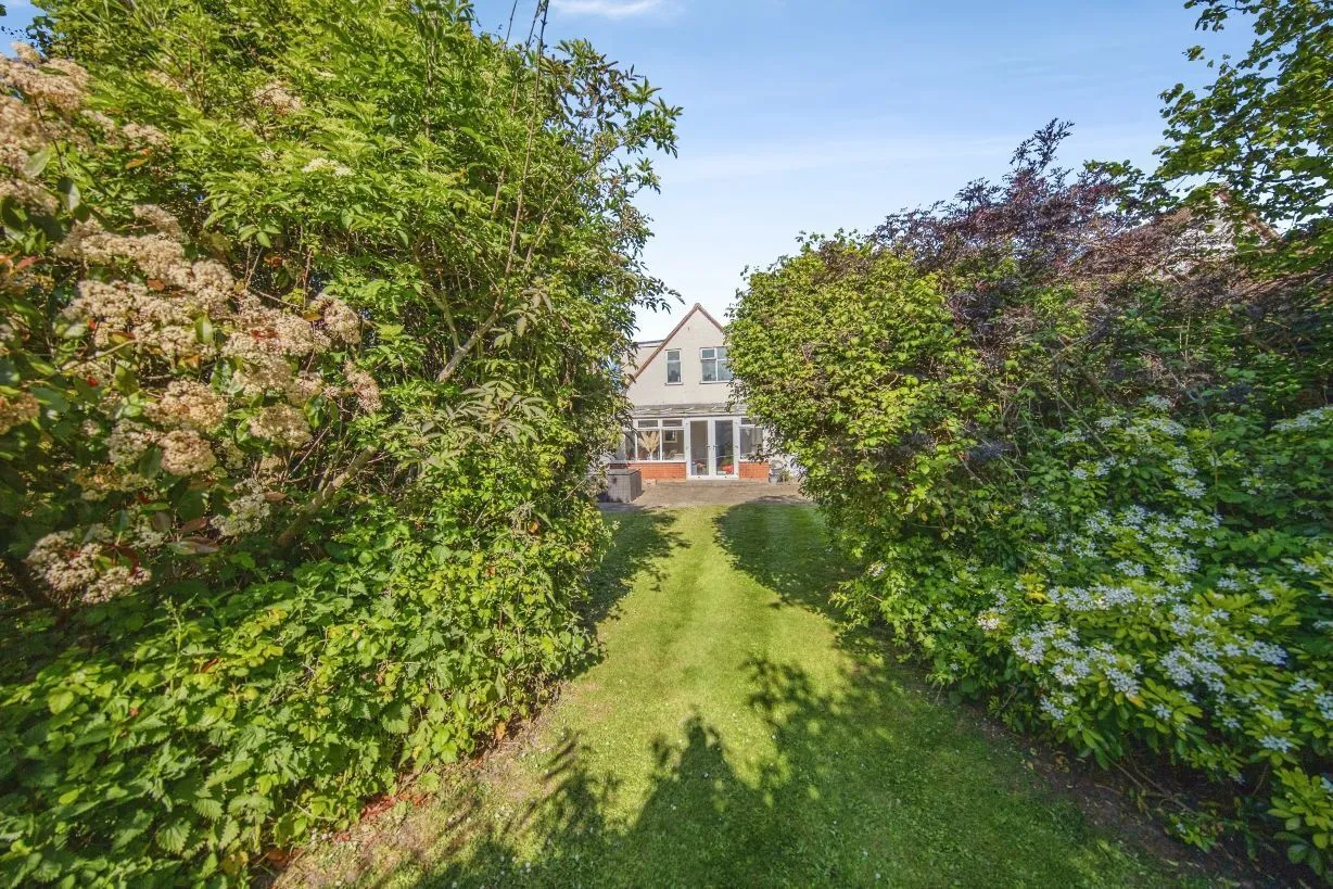 Willow Avenue, Kirby Cross, CO13, photo 15
