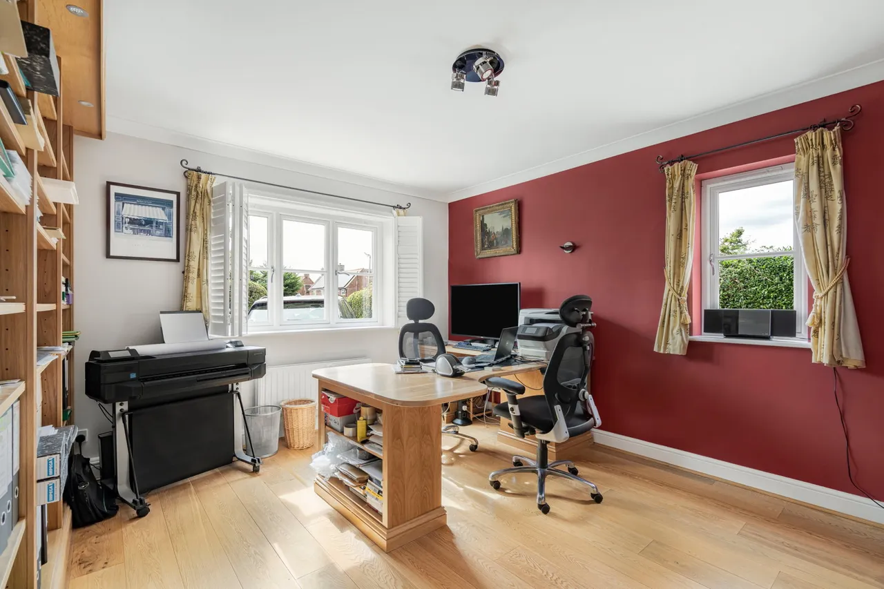 Shabbington, HP18, photo 8