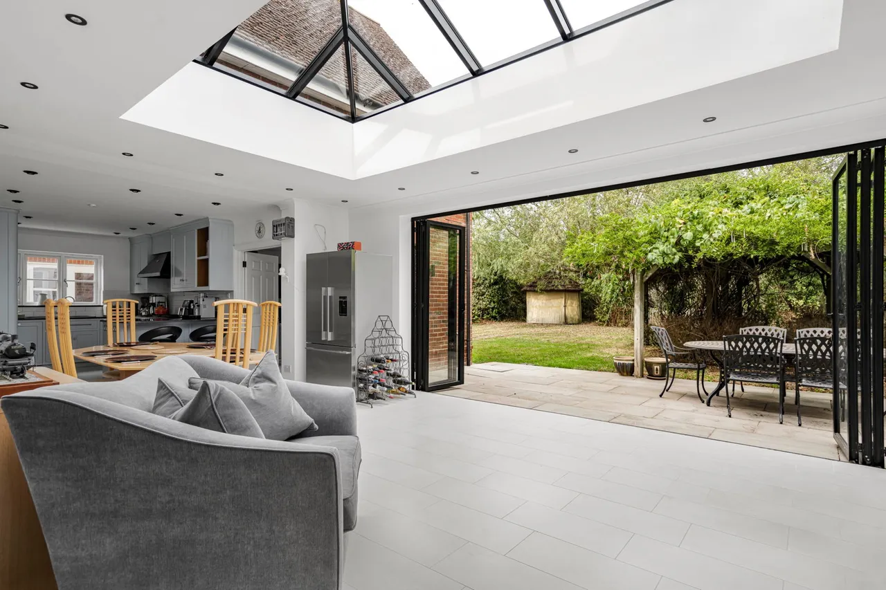 Shabbington, HP18, photo 2