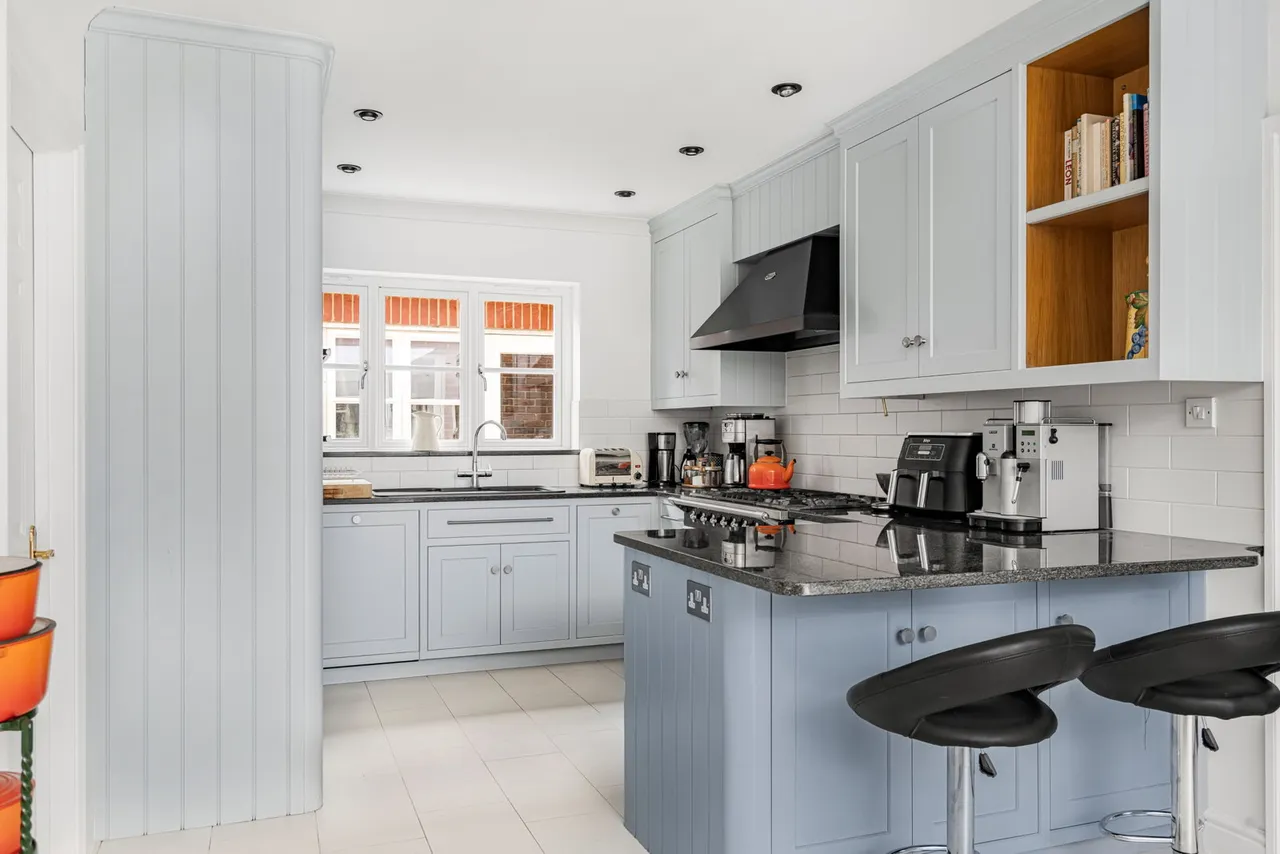 Shabbington, HP18, photo 5