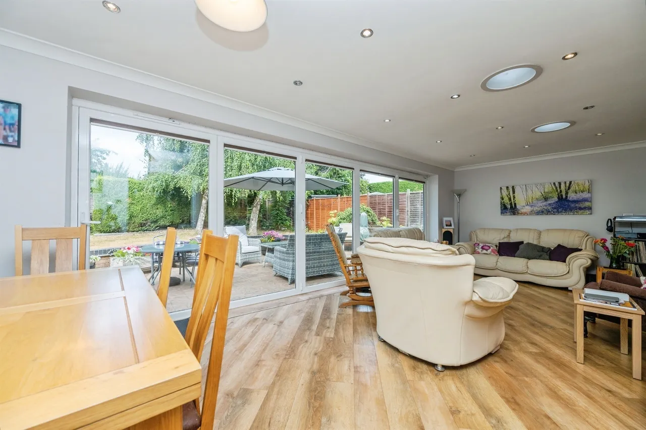 Inett Way, Droitwich, WR9, photo 9