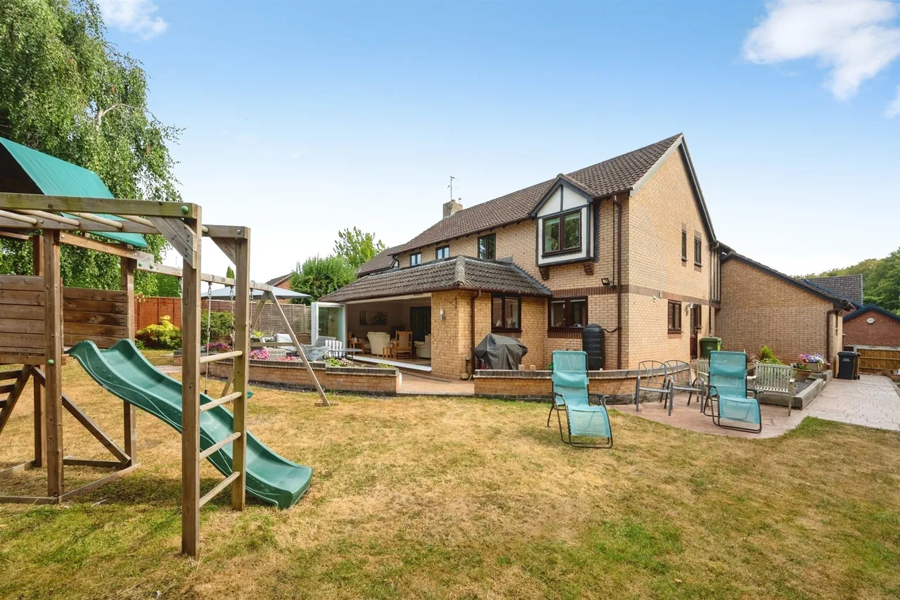 Inett Way, Droitwich, WR9, photo 19