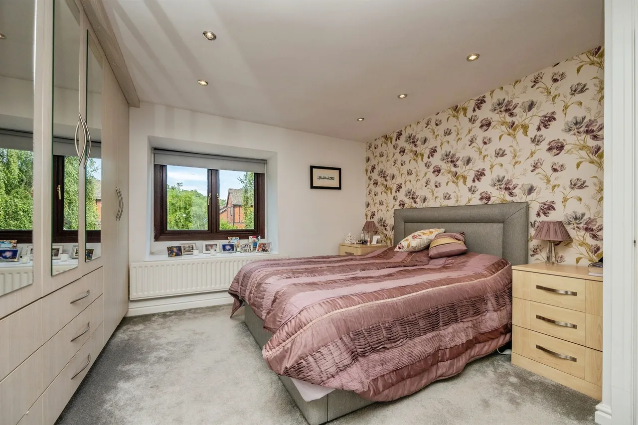 Inett Way, Droitwich, WR9, photo 12