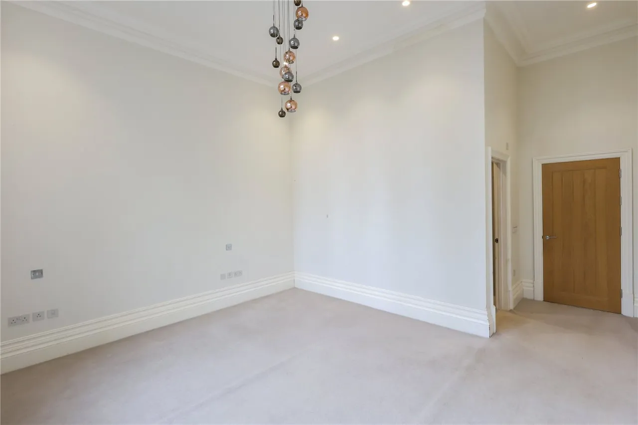 Courtyard House, The Ridgeway, photo 6