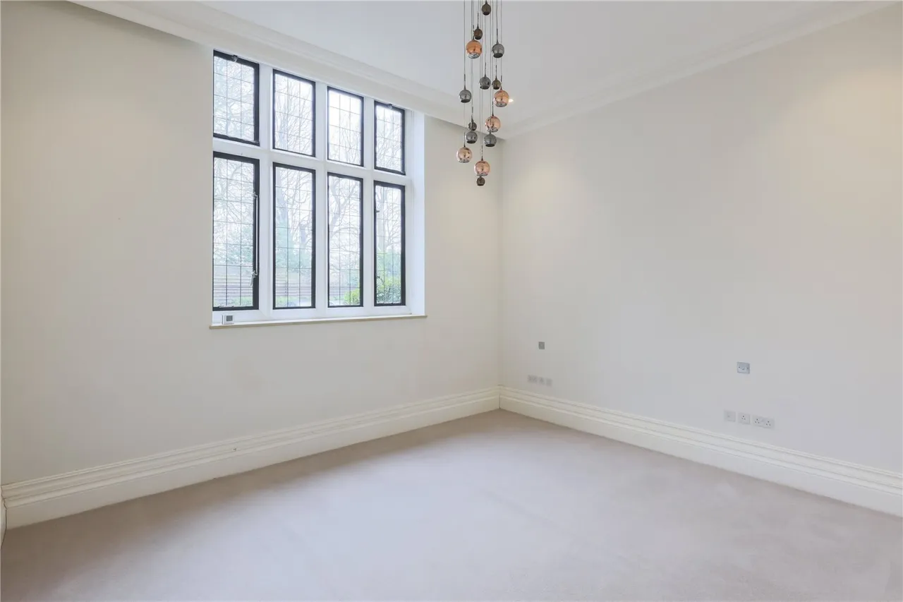 Courtyard House, The Ridgeway, photo 4