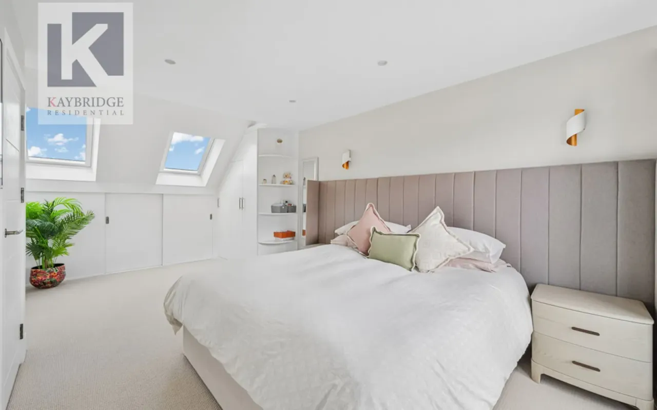 Bradstock Road, Epsom, KT17, photo 9