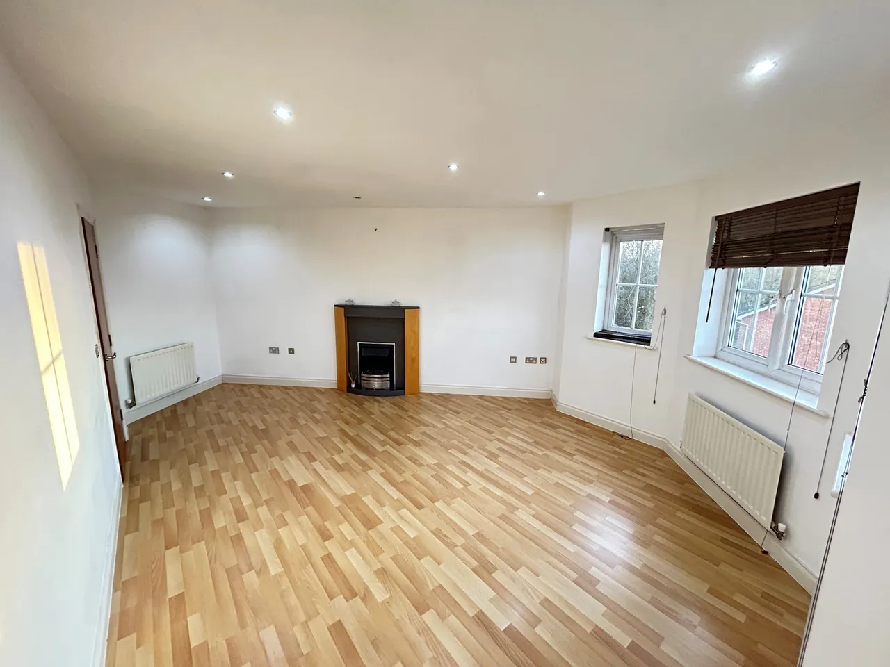 Bamber Bridge, Preston, PR5 6SU, photo 5