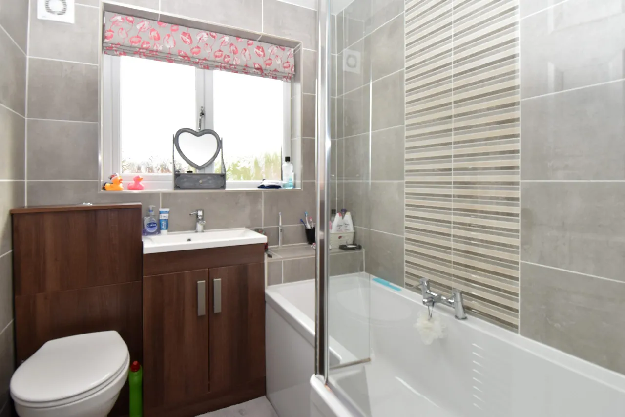 Walkwood Road, Walkwood, Redditch, B97 5NU, photo 11