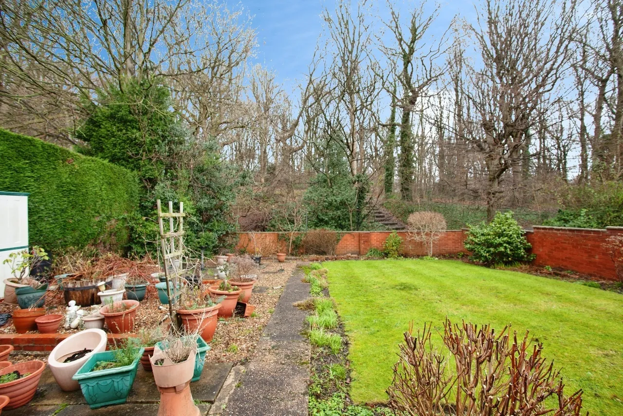 Woodbury Road, Sheffield, S9, photo 16