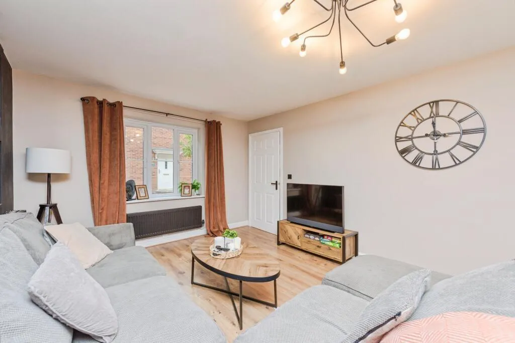 Pewter Court, Wilnecote, B77, photo 6