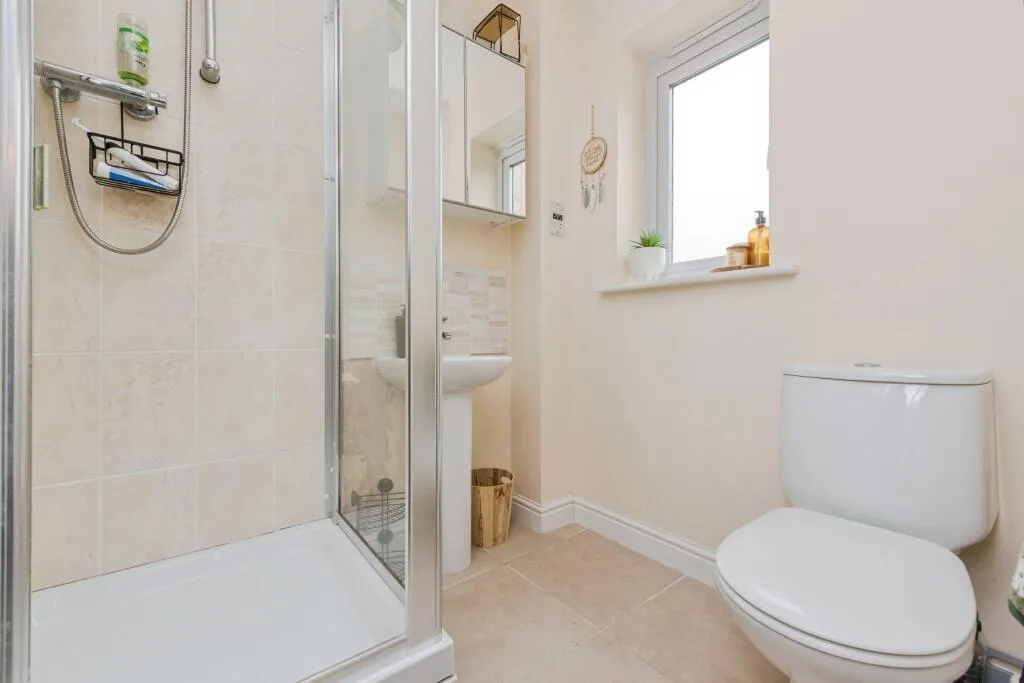 Pewter Court, Wilnecote, B77, photo 16