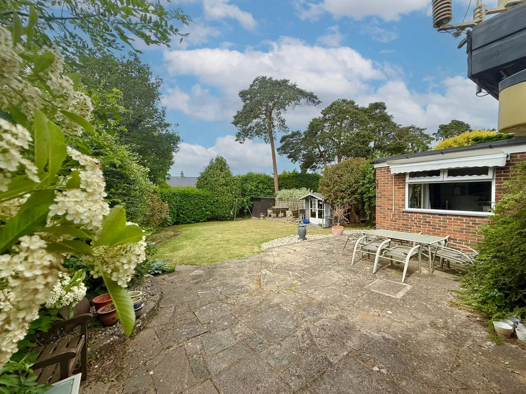 Crossfell Road, Leverstock Green HP3 8RF, photo 24