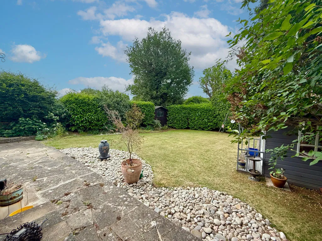 Crossfell Road, Leverstock Green HP3 8RF, photo 23