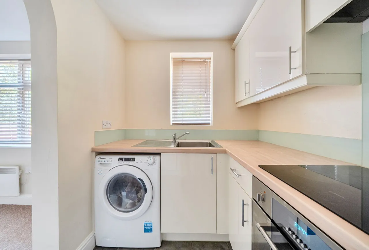 Larch Close, Oxford, OX2 9EW, photo 3