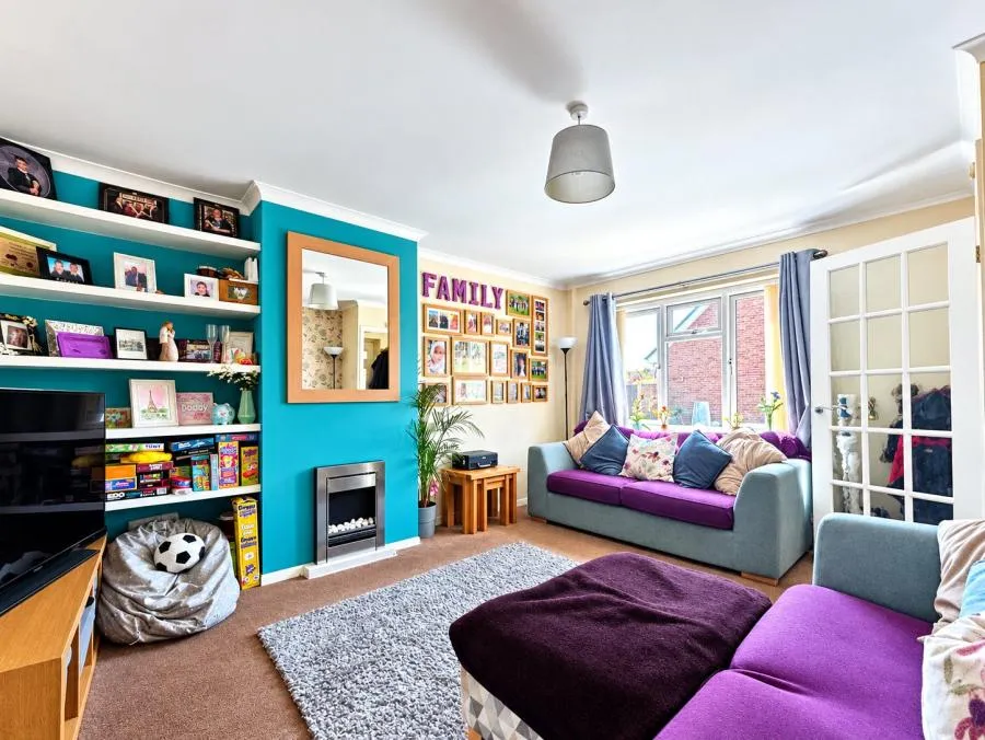Prince William Drive, Tilehurst, RG31, photo 2