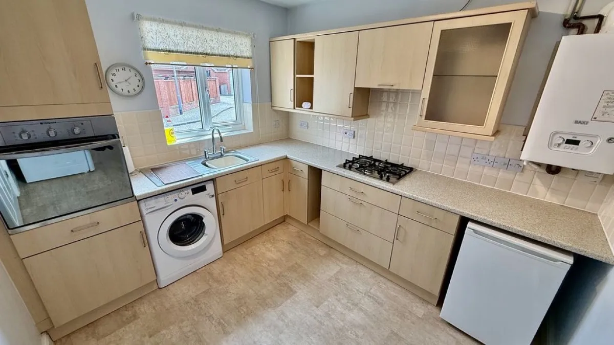 Greenaway Court, Cherry Willingham, photo 2