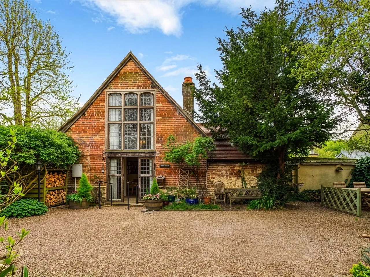 3 bed house for sale, Churchway, Haddenham