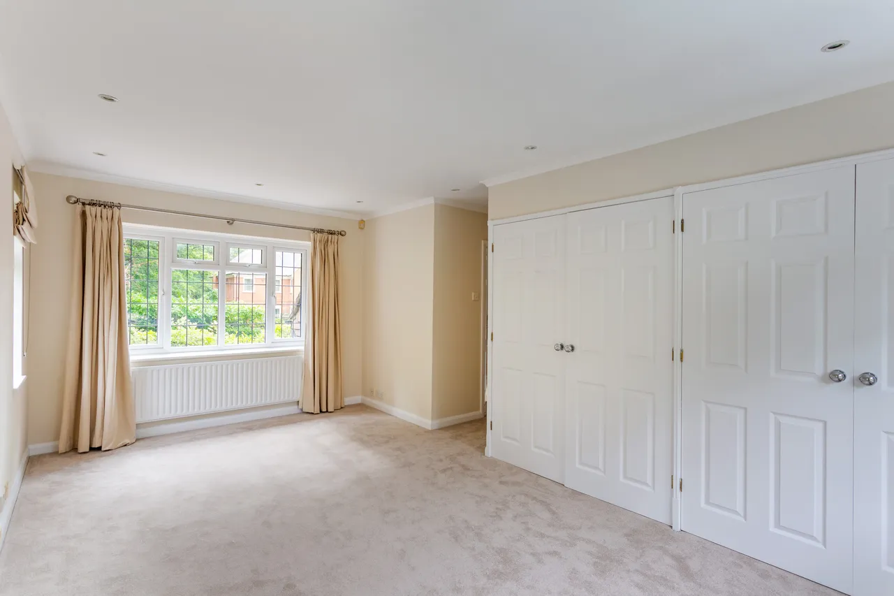 Granville Close, St George's Hill, Weybridge, KT13, photo 6