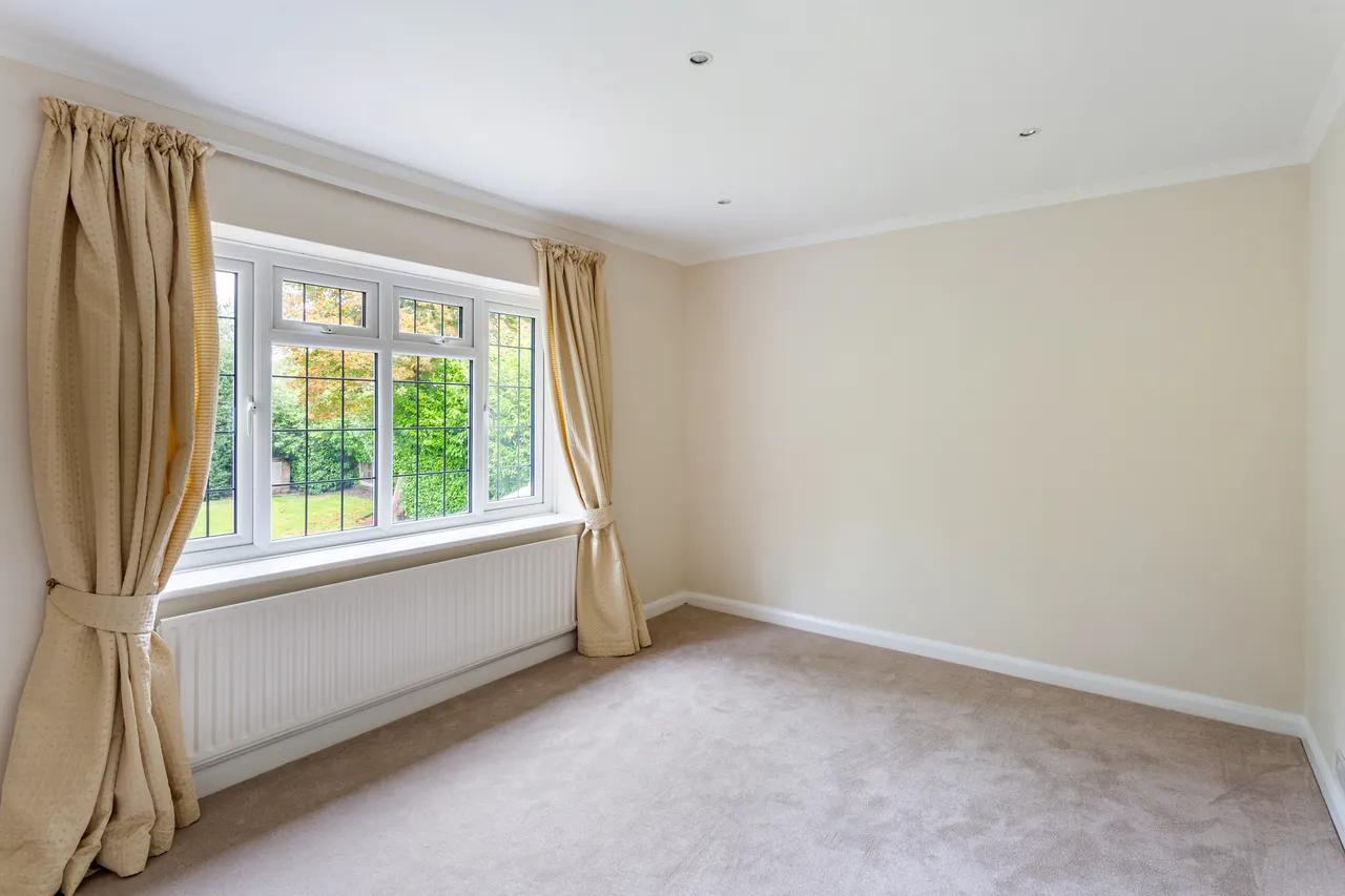 Granville Close, St George's Hill, Weybridge, KT13, photo 9