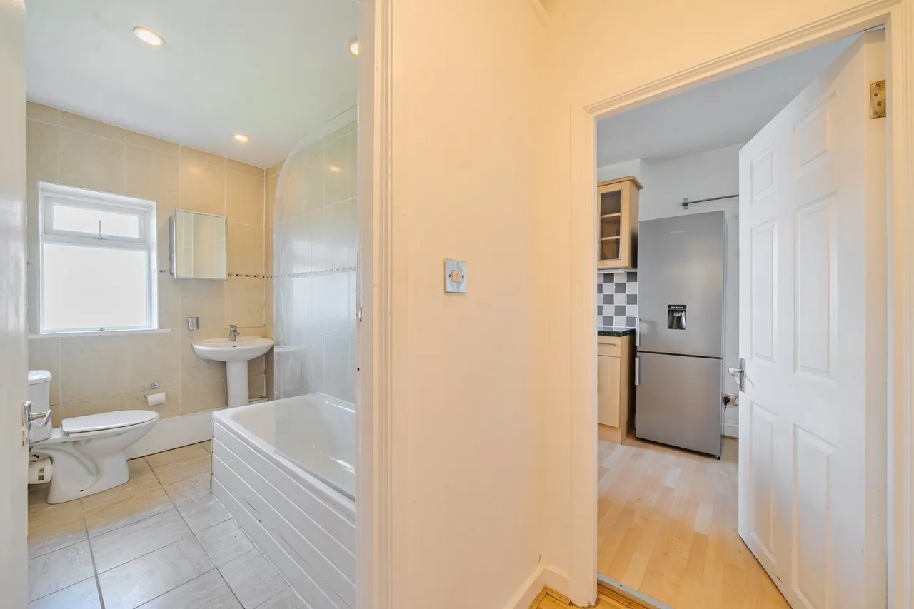 Gautrey Road, SE15, photo 10