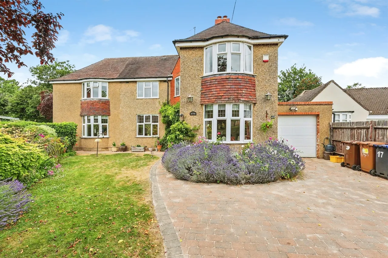 4 bed house for sale, Glenville, Northampton, NN3