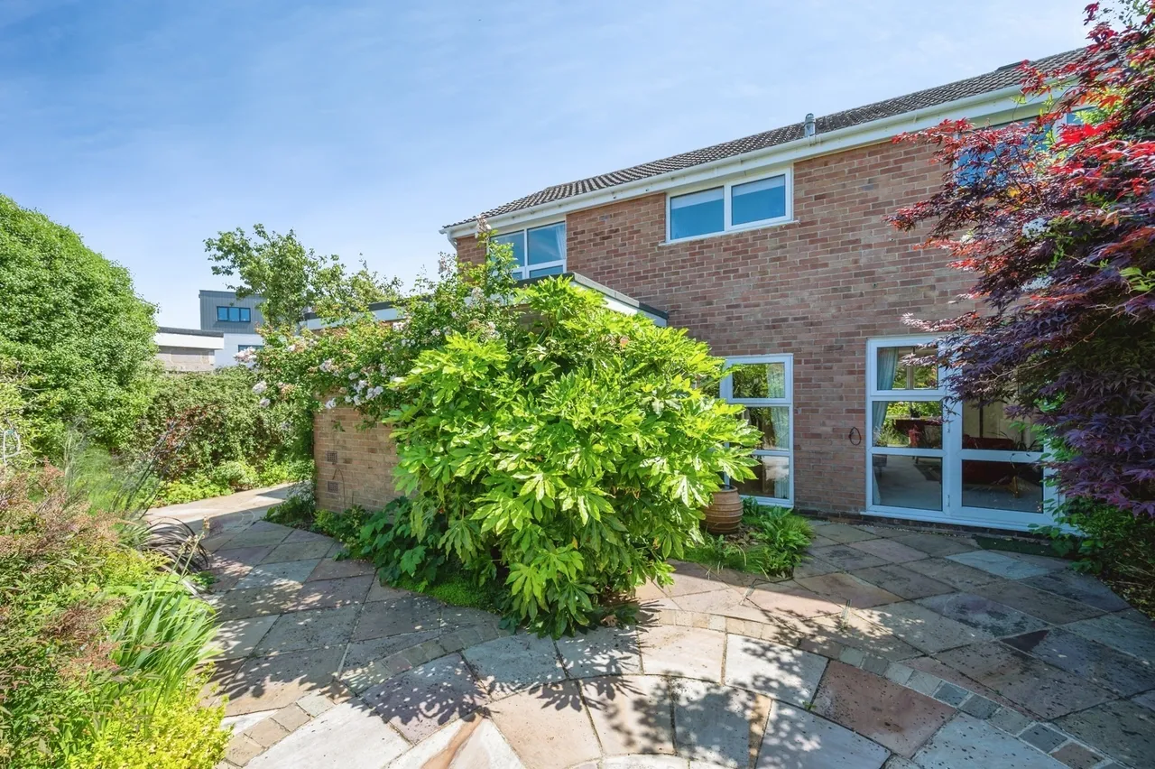 Bracklesham Road, Hayling Island, PO11, photo 13