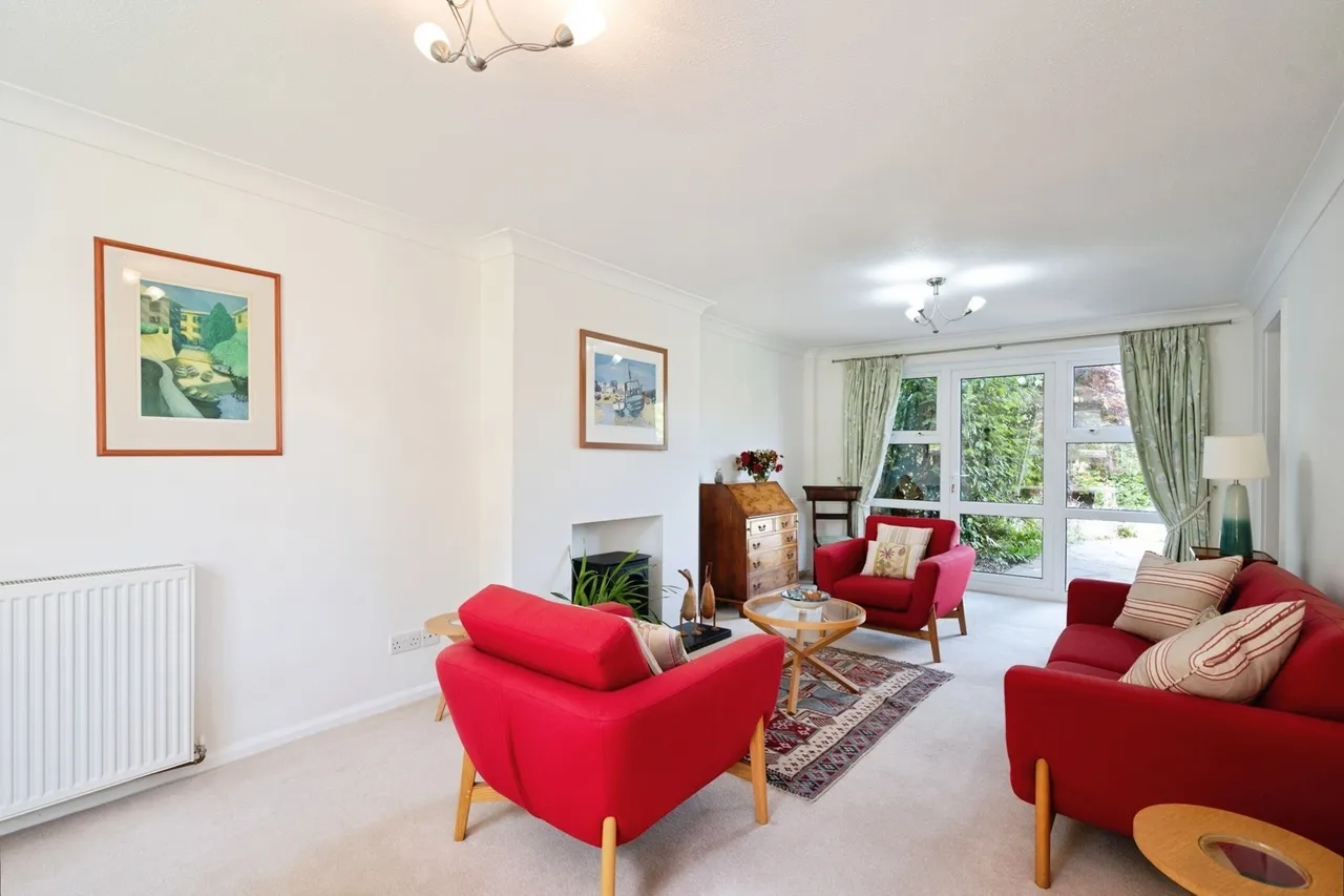 Bracklesham Road, Hayling Island, PO11, photo 2