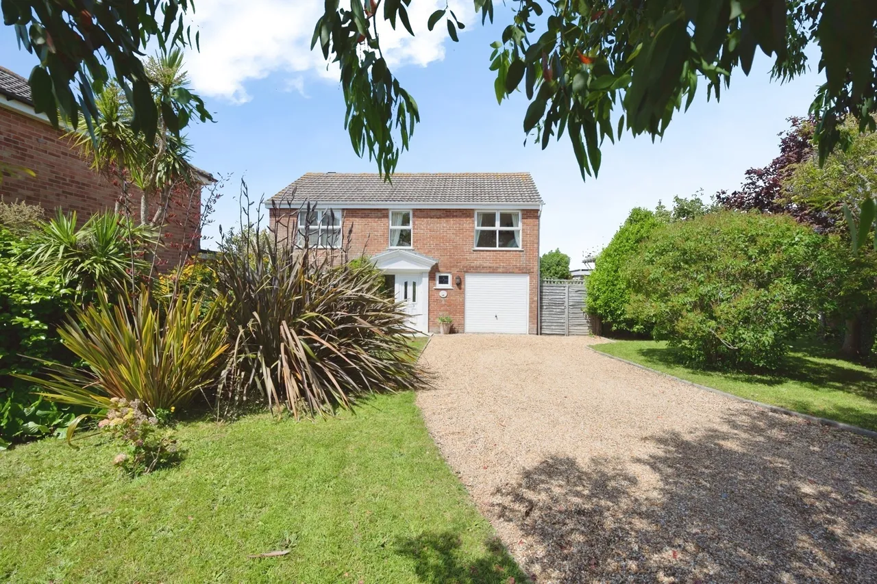 Bracklesham Road, Hayling Island, PO11, photo 21