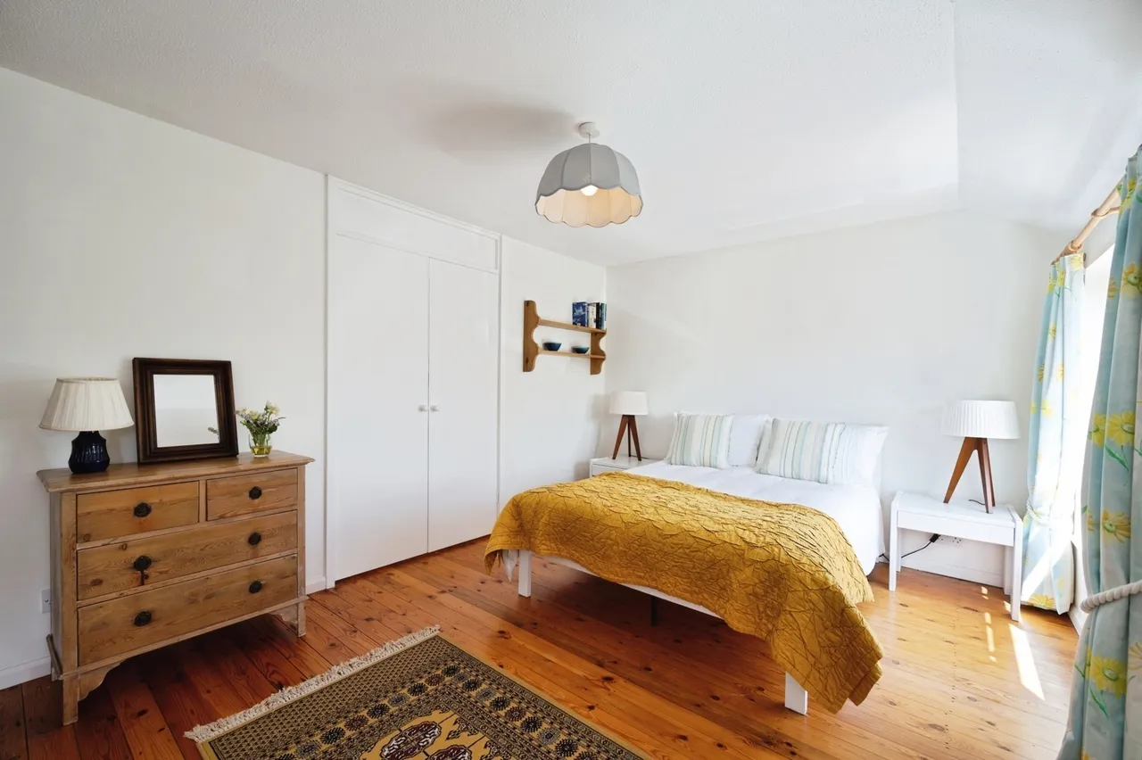 Bracklesham Road, Hayling Island, PO11, photo 17