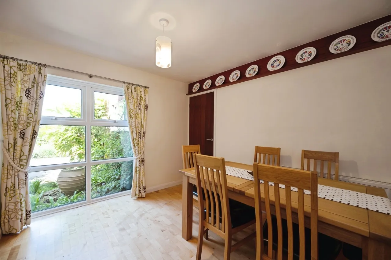 Bracklesham Road, Hayling Island, PO11, photo 7
