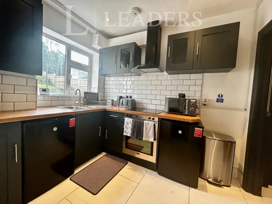 Links Road, Oldbury, B68, photo 2