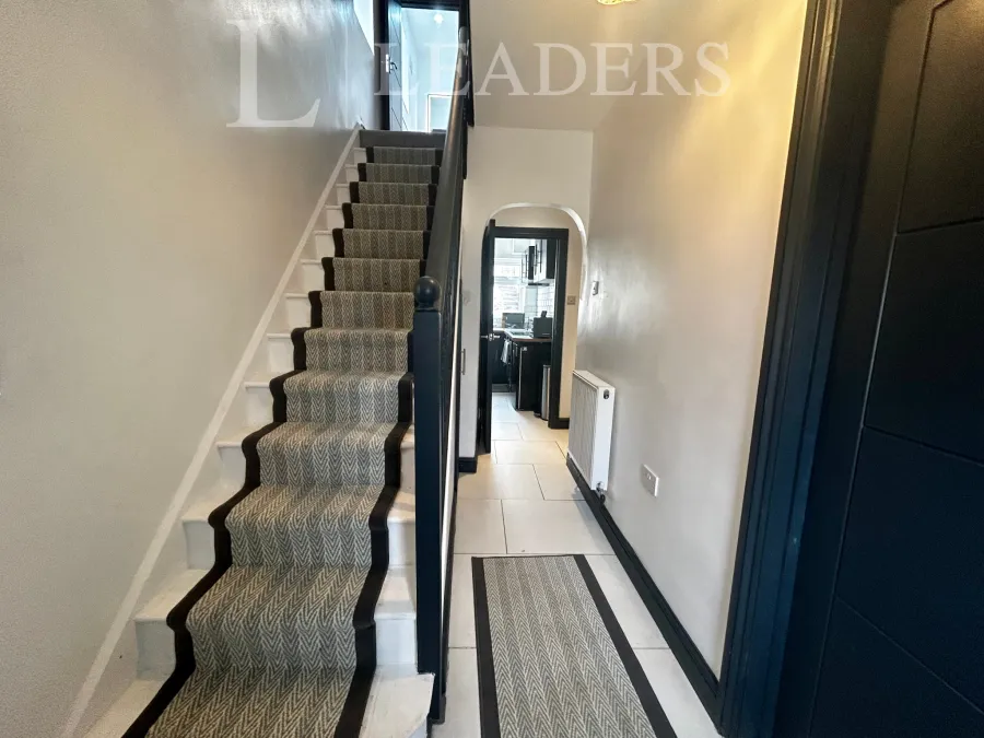 Links Road, Oldbury, B68, photo 6