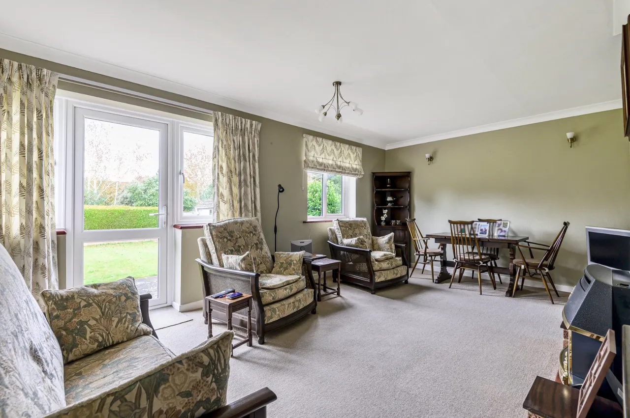 Romans Way, Pyrford, GU22, photo 2
