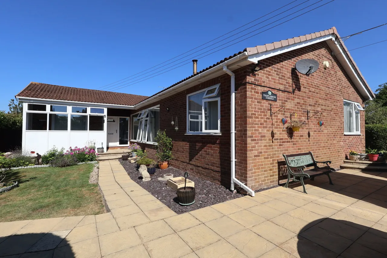 2 bed house for sale, Church Lane, Northwood Green, GL14