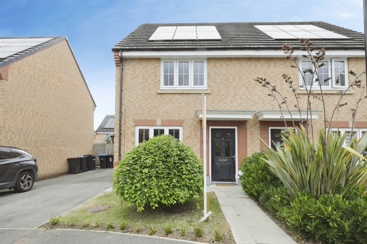 3 bed house for sale — Oak Drive, Harrogate