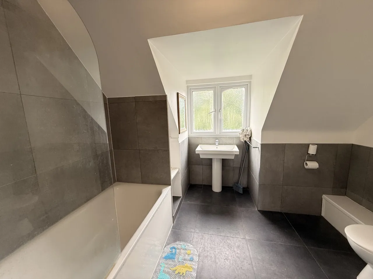 Hagden Lane, Watford, WD18, photo 6