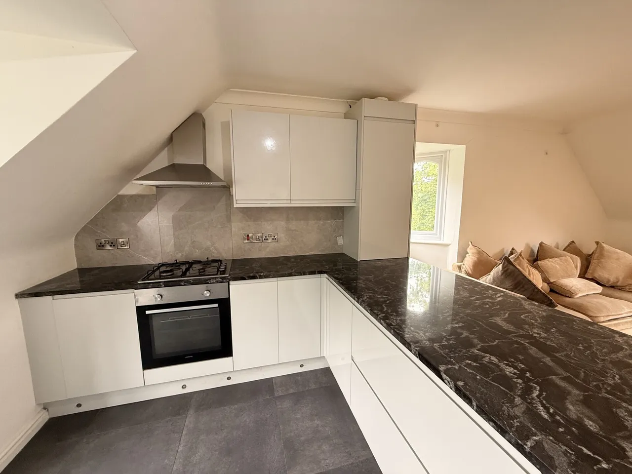 Hagden Lane, Watford, WD18, photo 3