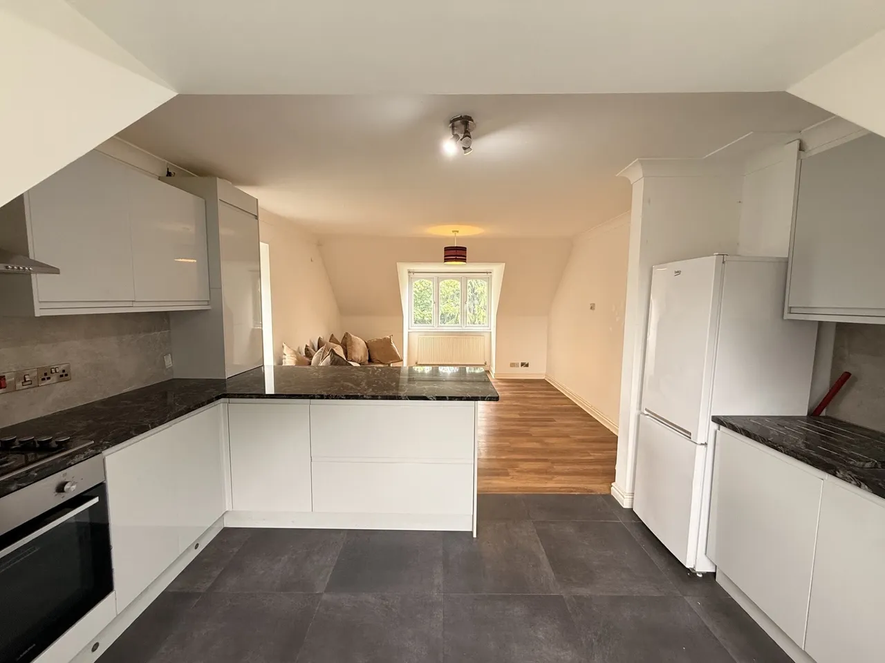 Hagden Lane, Watford, WD18, photo 5