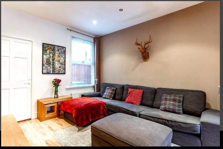 St. Leonards Road, Windsor, SL4, photo 6