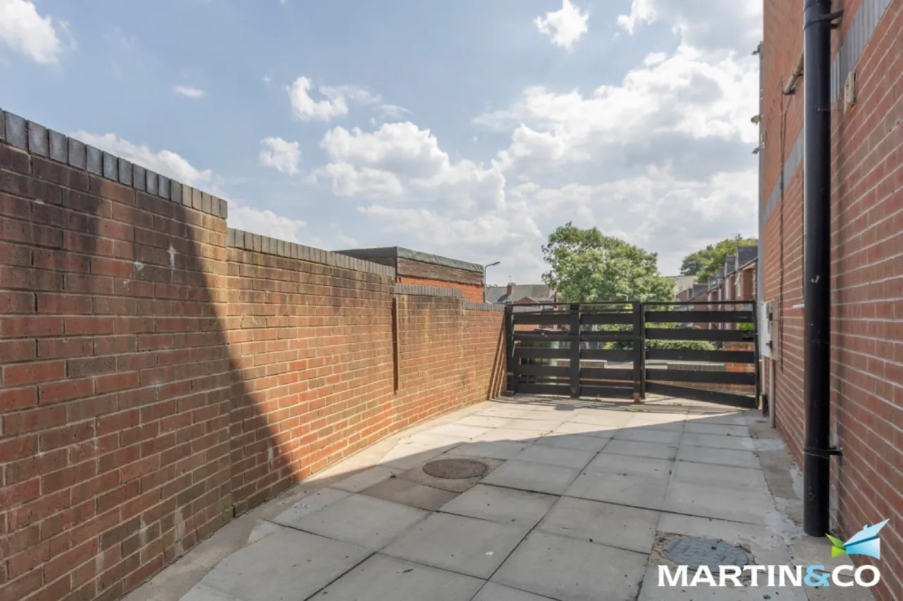 Gilbert Road, Smethwick, B66, photo 16