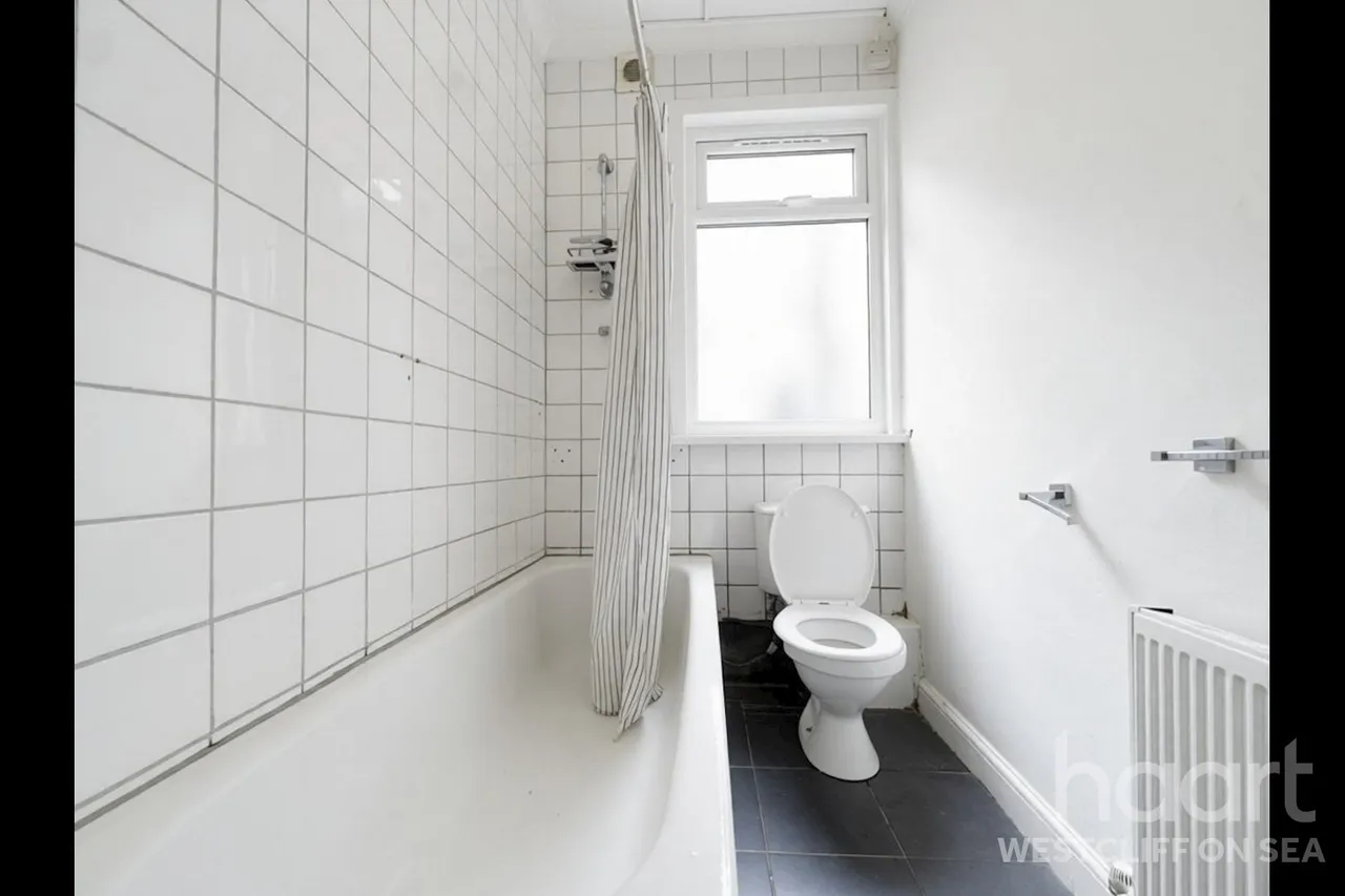 Northview Drive, Westcliff-On-Sea, SS0, photo 6