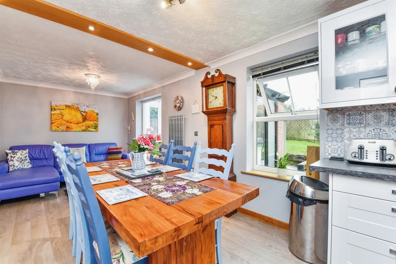 Shoscombe Gardens, Frome, BA11, photo 3