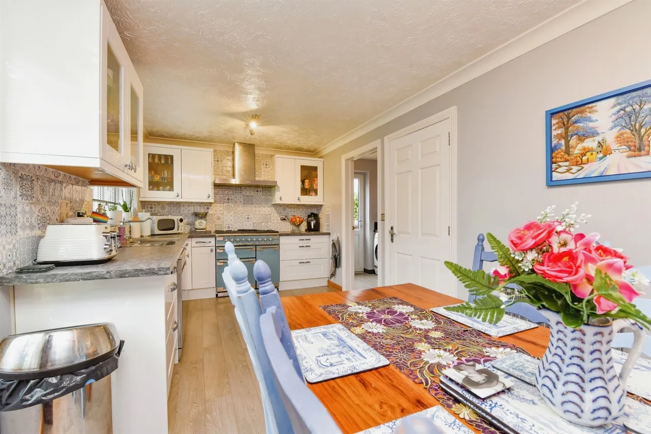 Shoscombe Gardens, Frome, BA11, photo 4